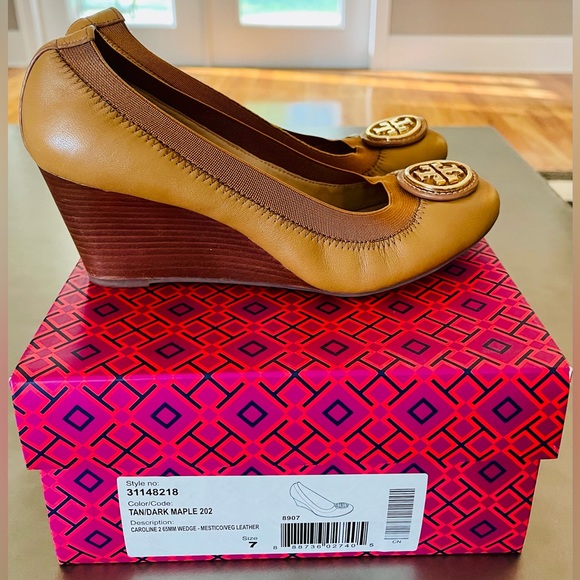 Tory Burch Caroline Wedge - Used - Size 7 - Tan/Dark Maple - Picture 4 of 8